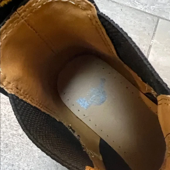 Dr. Martens 2976 Black Chelsea Boots - Picture 11 of 11